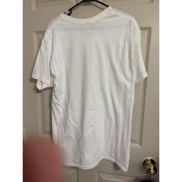 Motley Crew Large Santa Monica Civic Center Band Tee New Size Large - Picture 3 of 3